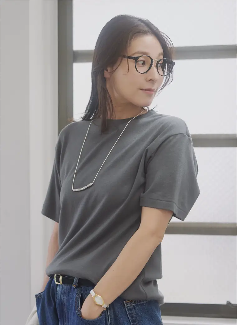 BASIC T-SHIRT